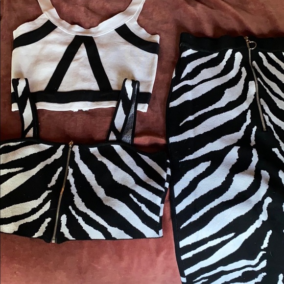 Zebra print two piece set with extra top - Picture 1 of 6